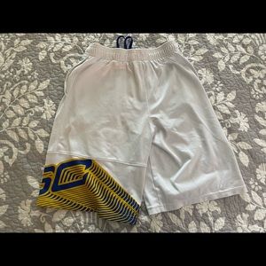Under Armour Youth Large Stephen Curry shorts.